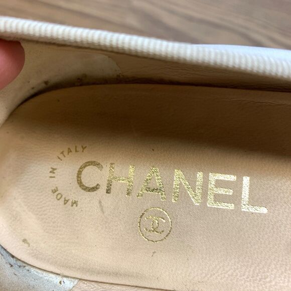 Chanel CC Ballerina Ballet Flats White Black Cap Toe Calfskin Leather Size 39 - Picture 9 of 12